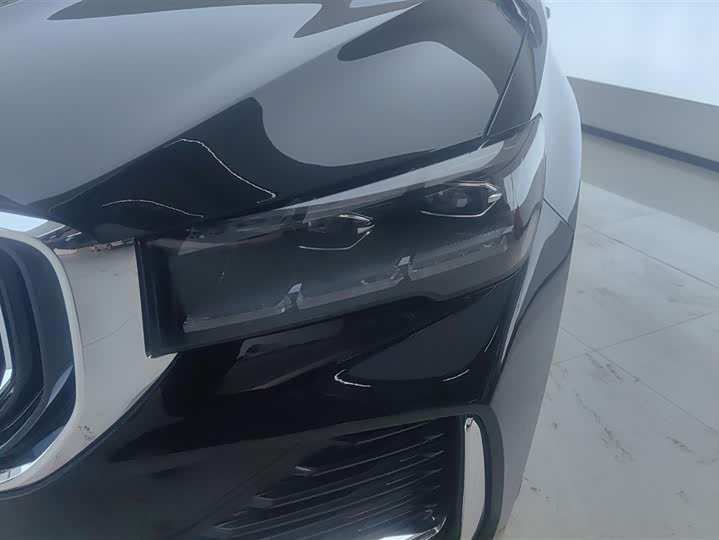 Фото 5 - Geely Monjaro