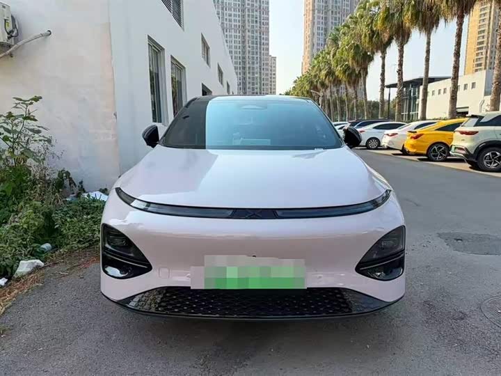 Фото 2 - XPeng G6