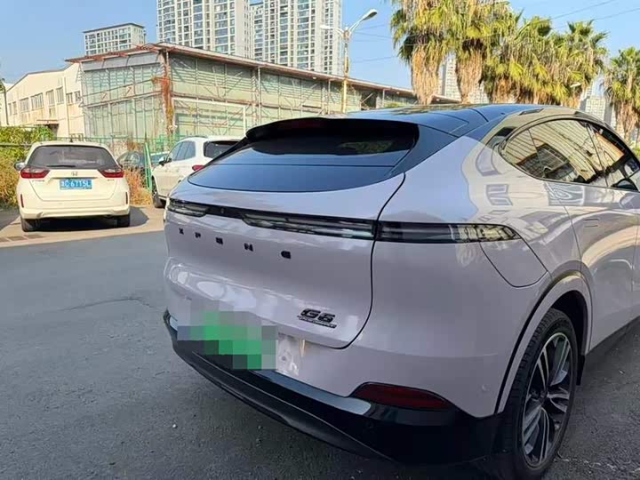 Фото 3 - XPeng G6