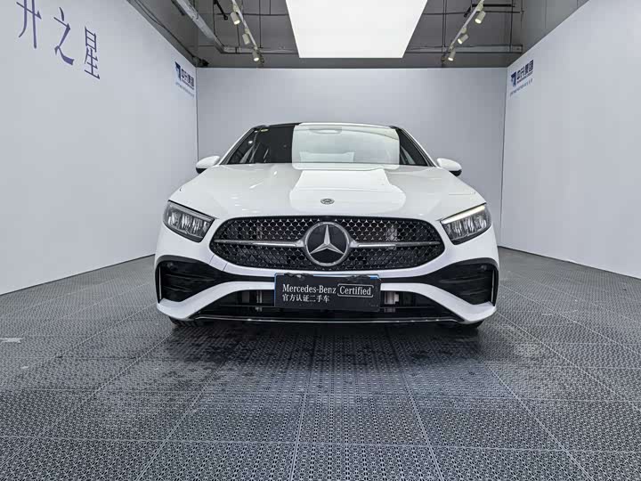 Фото 3 - Mercedes-Benz A-Class