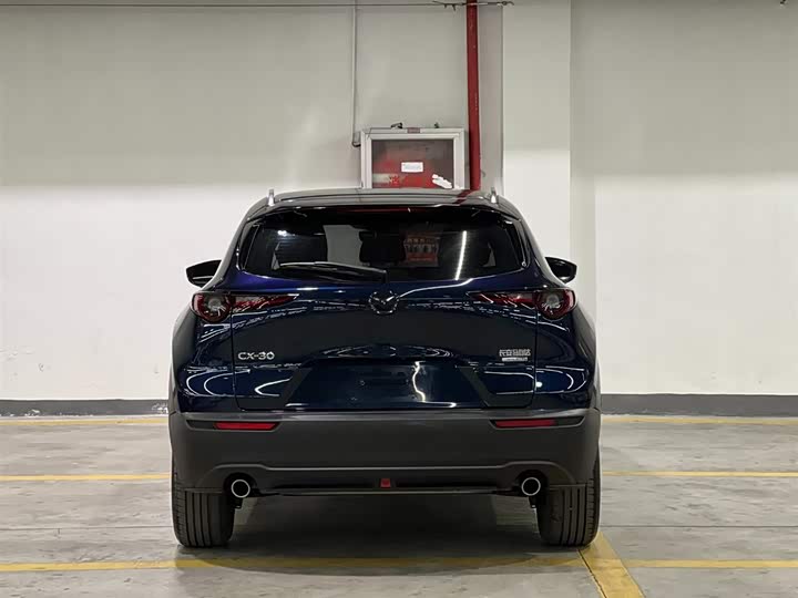 Фото 6 - Mazda CX-30