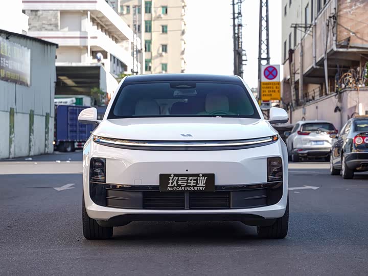 Фото 2 - LiXiang L6