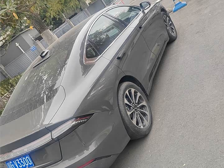 Фото 3 - Lincoln Z (Zephyr)