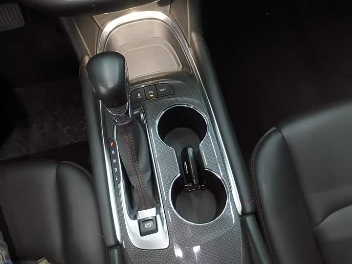 Фото 6 - Chevrolet Malibu XL