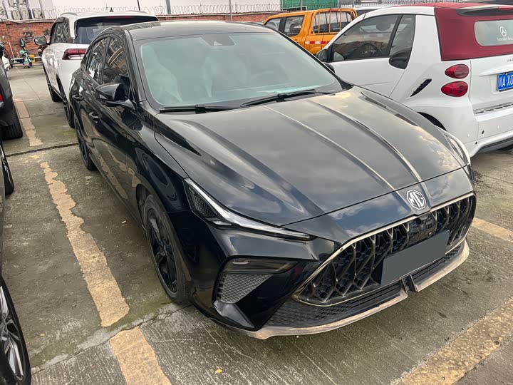 Фото 3 - MG Motor 5 Scorpio