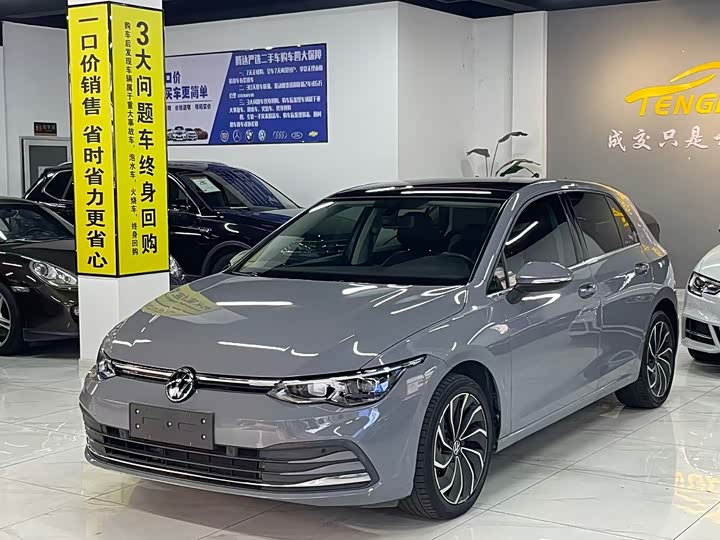 Фото 1 - Volkswagen Golf