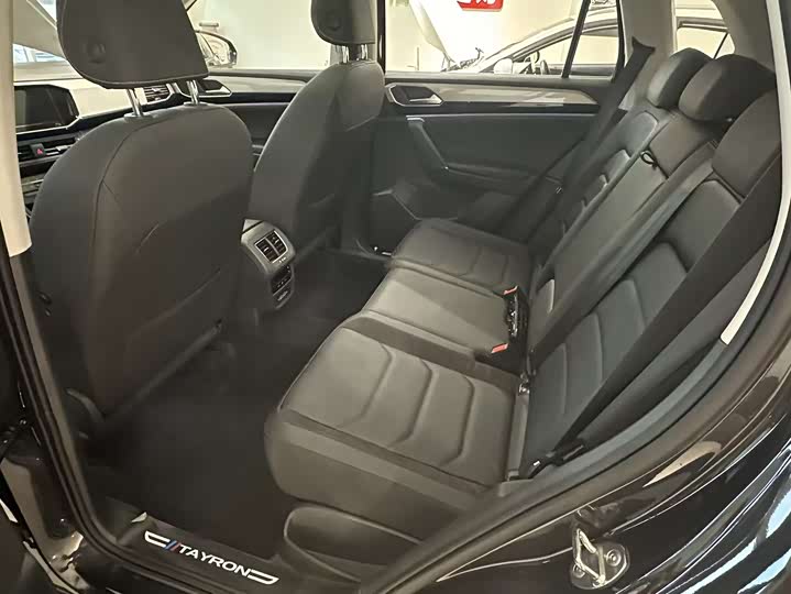 Фото 8 - Volkswagen Tayron