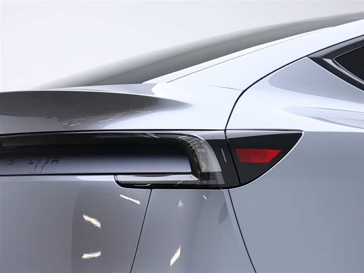 Фото 7 - Tesla Model Y