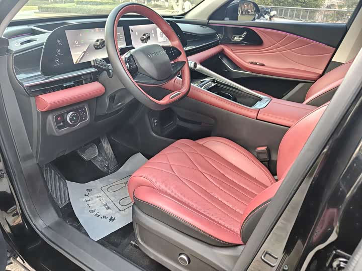 Фото 6 - Exeed RX