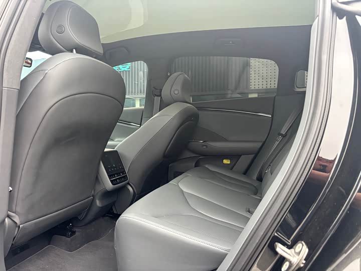 Фото 5 - XPeng G7