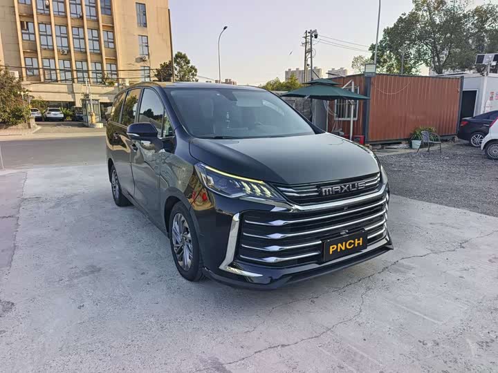 Фото 3 - Maxus G50