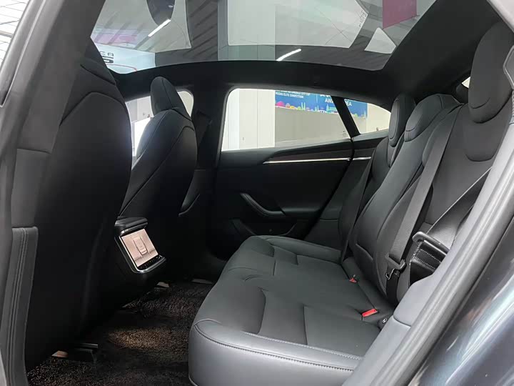 Фото 6 - Tesla Model S