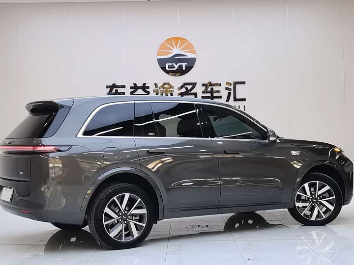 Фото 6 - LiXiang L8