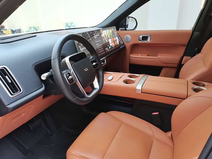 Фото 8 - LiXiang L8