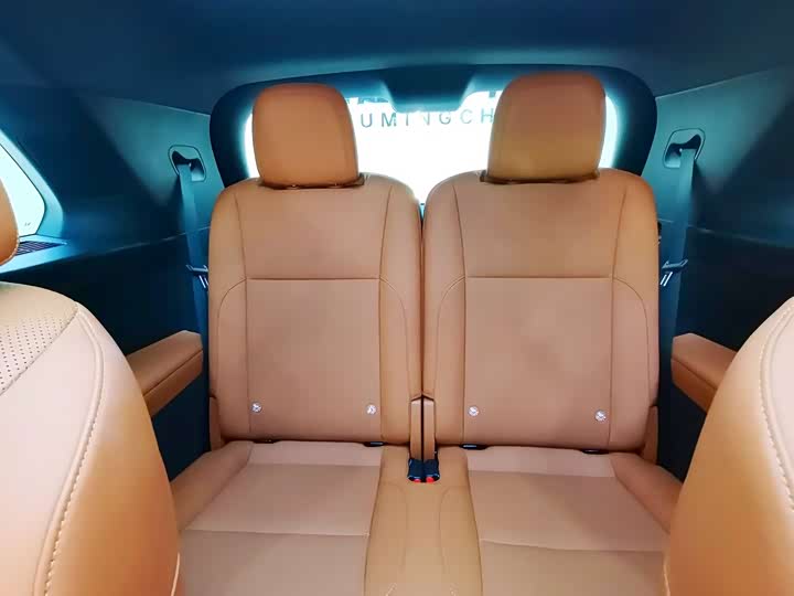 Фото 9 - LiXiang L8