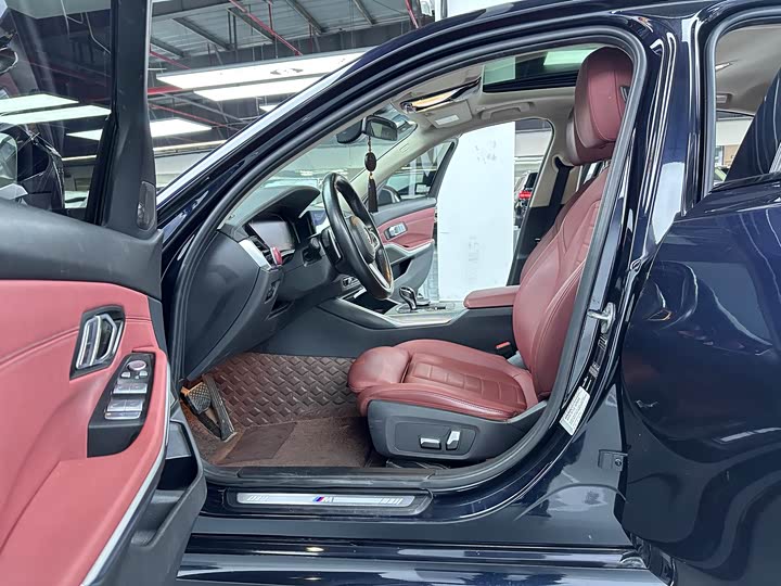 Фото 4 - BMW 3 Series