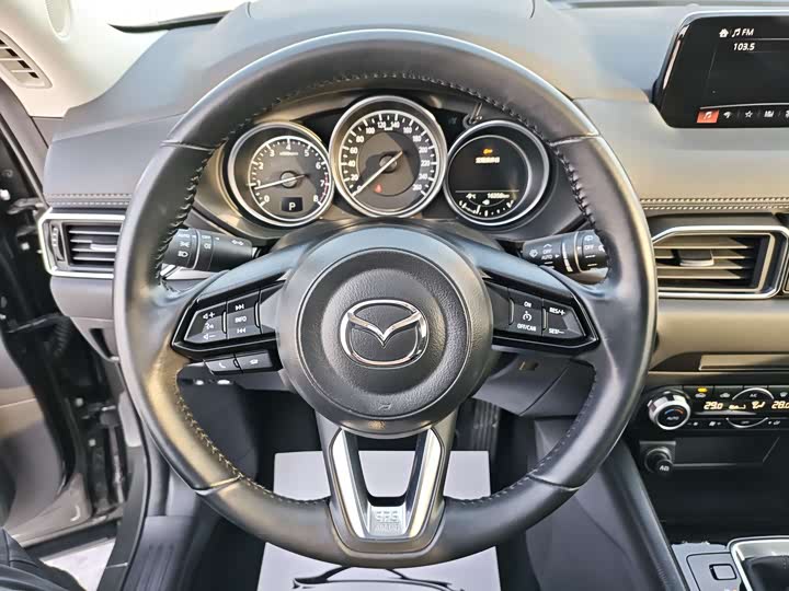 Фото 8 - Mazda CX-5
