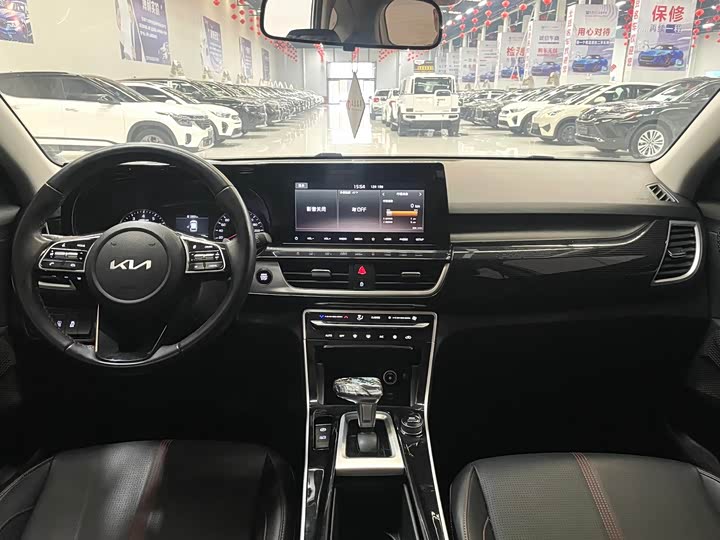 Фото 9 - Kia KX3