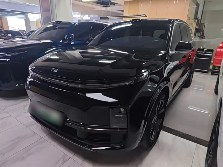 Фото 1 - LiXiang L8