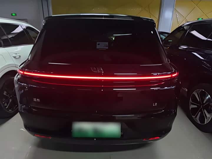 Фото 6 - LiXiang L8