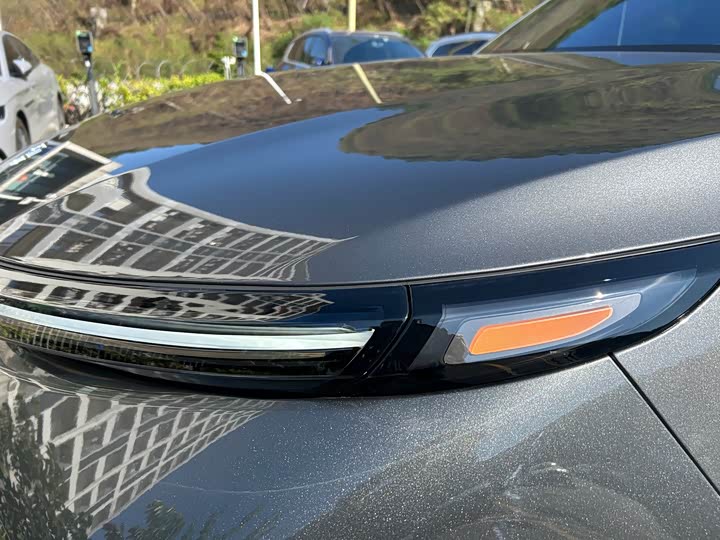 Фото 7 - LiXiang L9