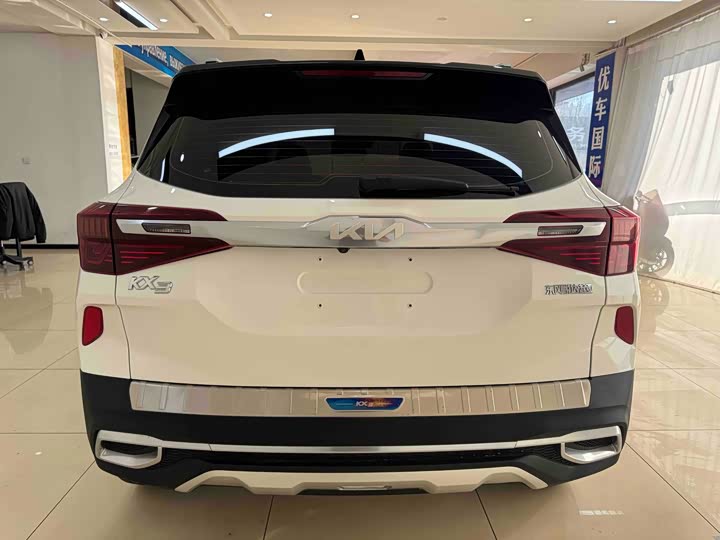 Фото 5 - Kia KX3