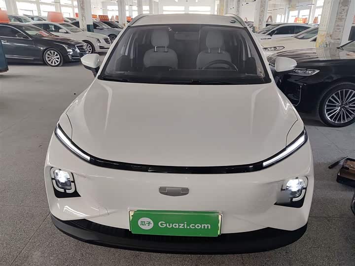 Фото 3 - Geely Geometry E Firefly