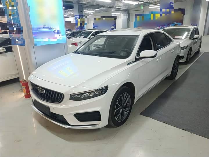 Фото 2 - Geely Preface