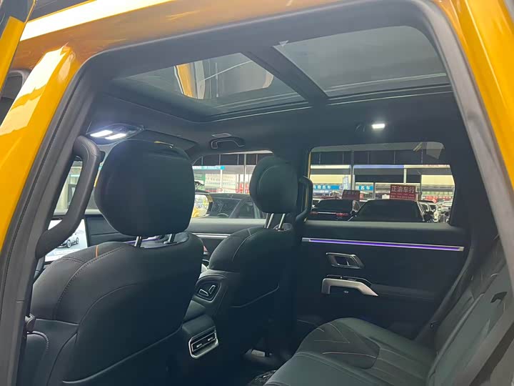 Фото 9 - Changan Deepal G318