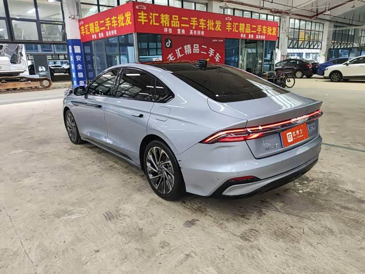 Фото 3 - Lincoln Z (Zephyr)