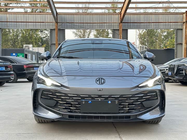 Фото 2 - MG Motor 7