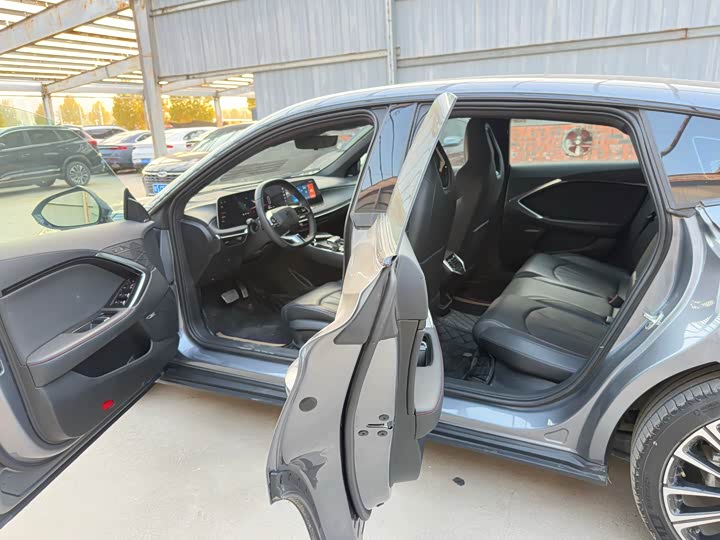 Фото 4 - MG Motor 7