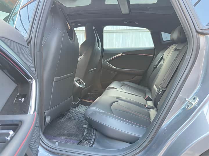 Фото 6 - MG Motor 7