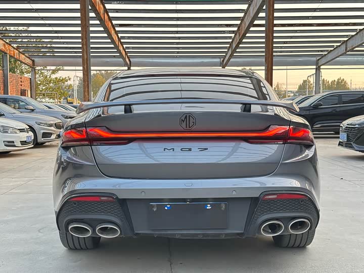 Фото 9 - MG Motor 7