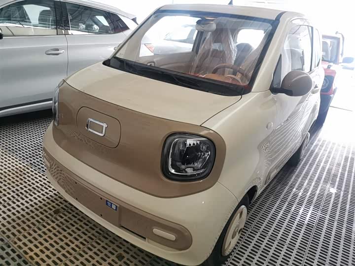 Фото 1 - Bestune Pony