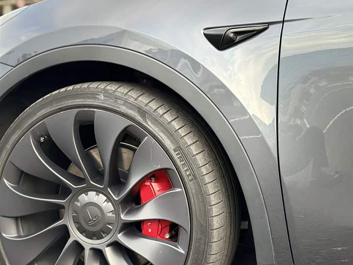 Фото 7 - Tesla Model Y