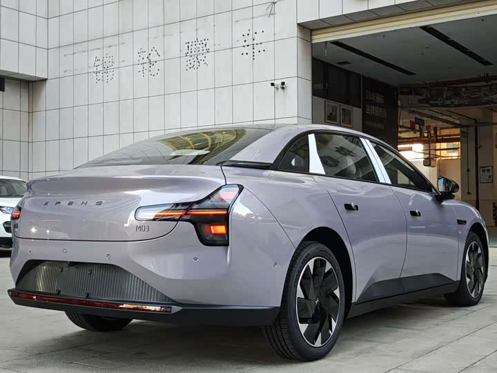 Фото 5 - XPeng Mona M03