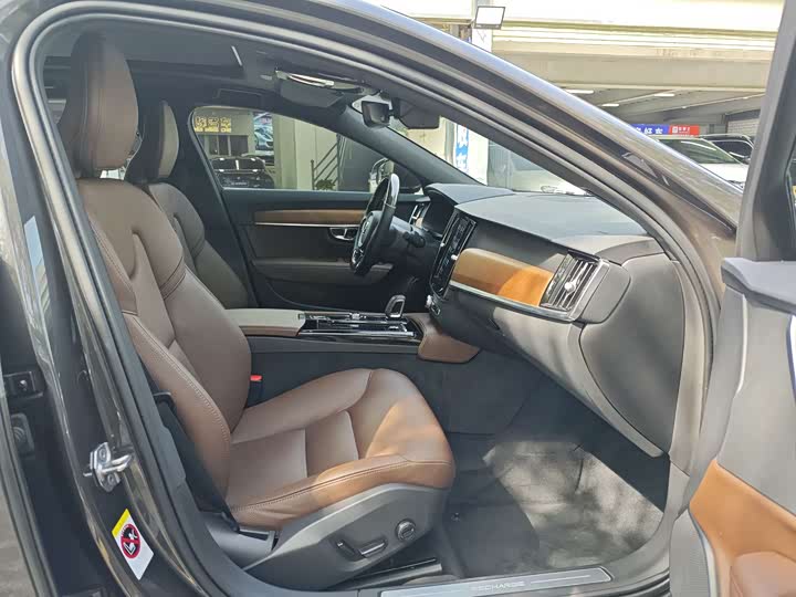 Фото 7 - Volvo S90 Hybrid