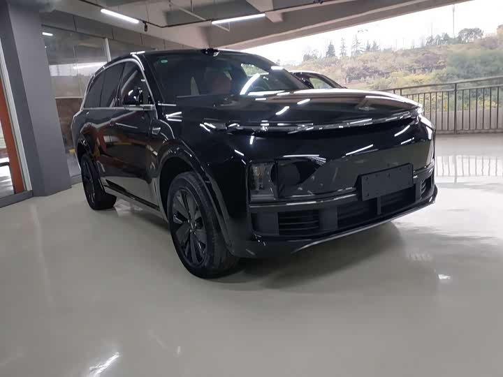 Фото 3 - LiXiang L8