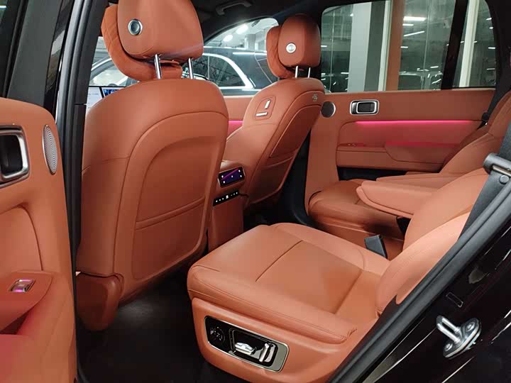 Фото 7 - LiXiang L8