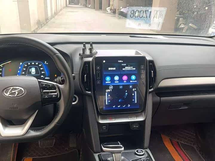 Фото 3 - Hyundai ix35 (Mufasa)