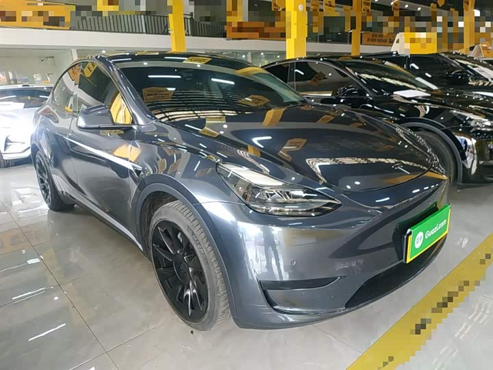 Фото 4 - Tesla Model Y