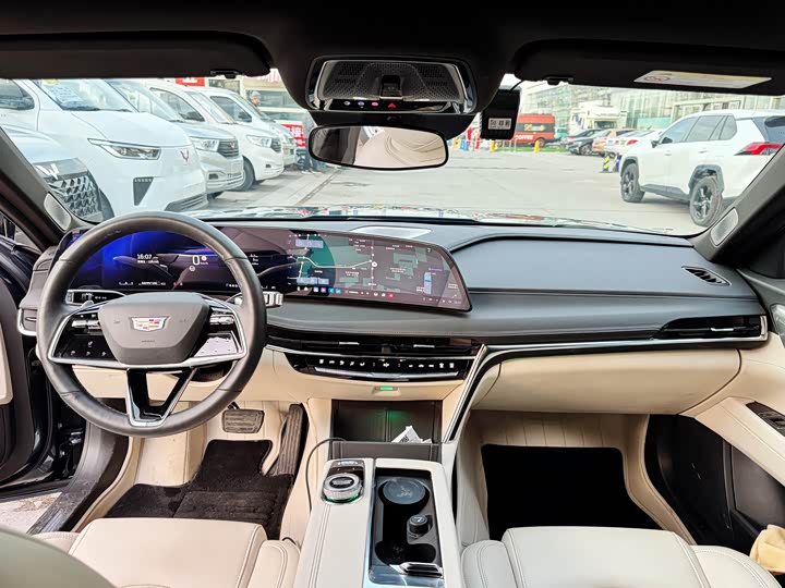 Фото 7 - Cadillac CT6