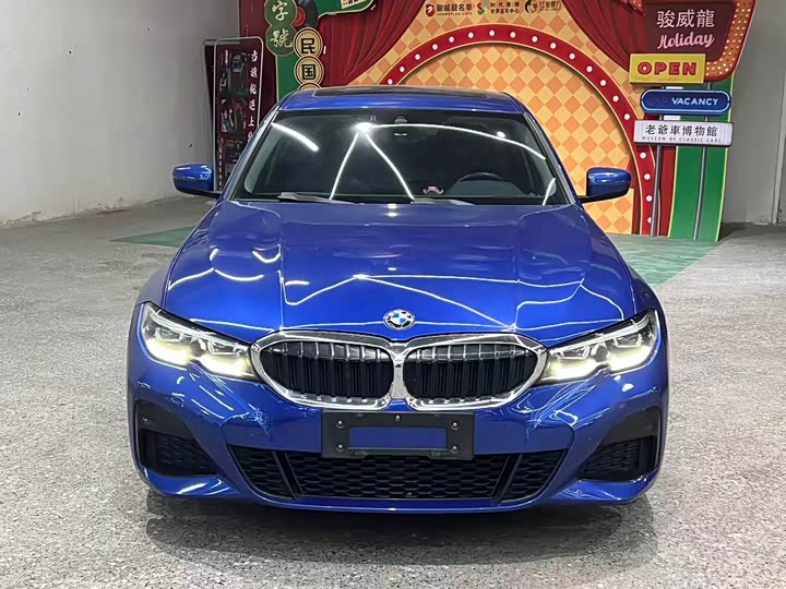 Фото 2 - BMW 3 Series
