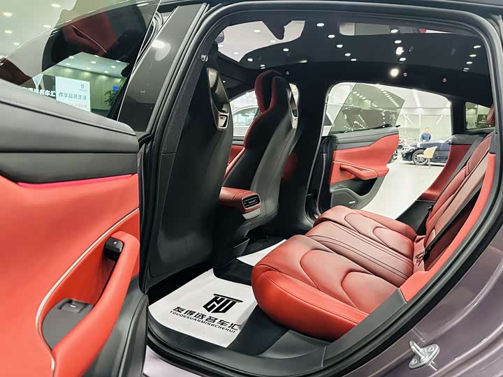 Фото 6 - Xiaomi SU7