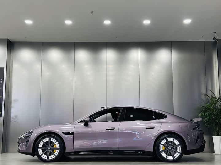 Фото 8 - Xiaomi SU7