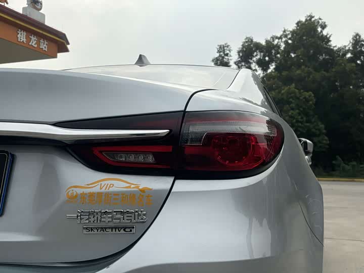 Фото 2 - Mazda Atenza