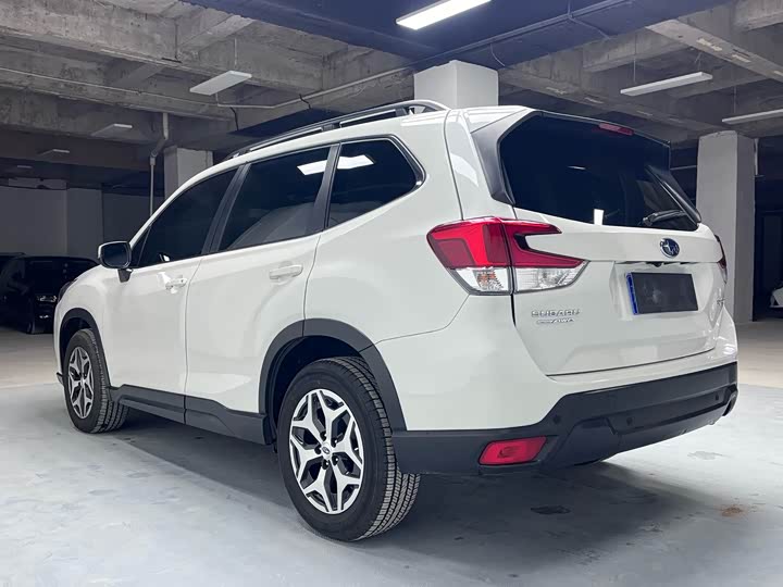Фото 6 - Subaru Forester