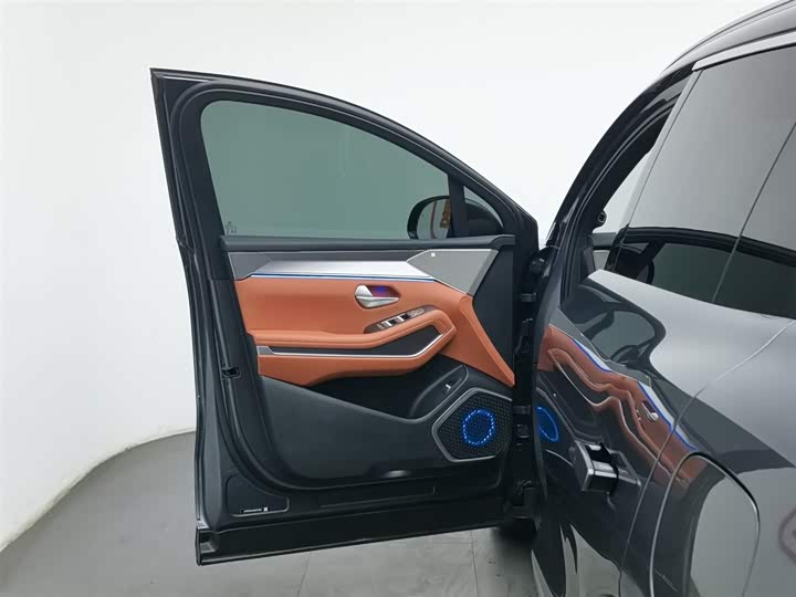 Фото 8 - BYD Tang L