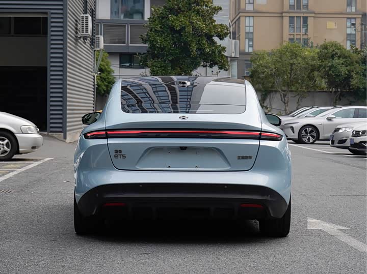 Фото 6 - Nio ET5